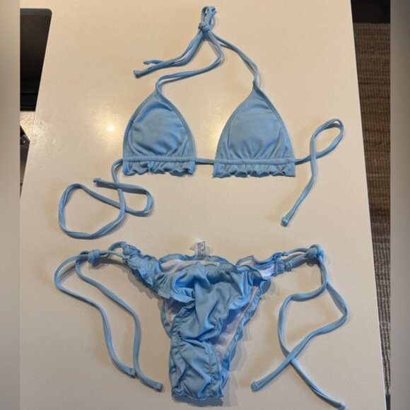 SHEIN Blue Ruffled Bikini Set - Picture 2 of 4